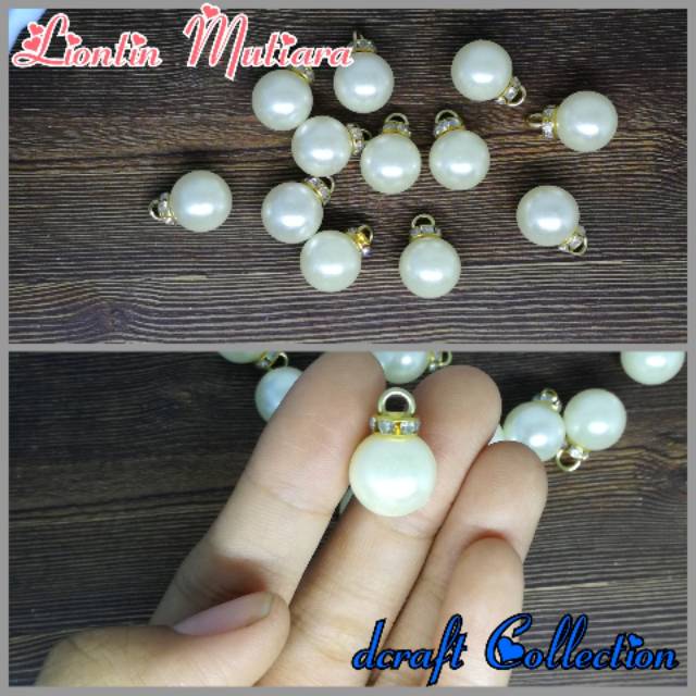 Liontin Mutiara