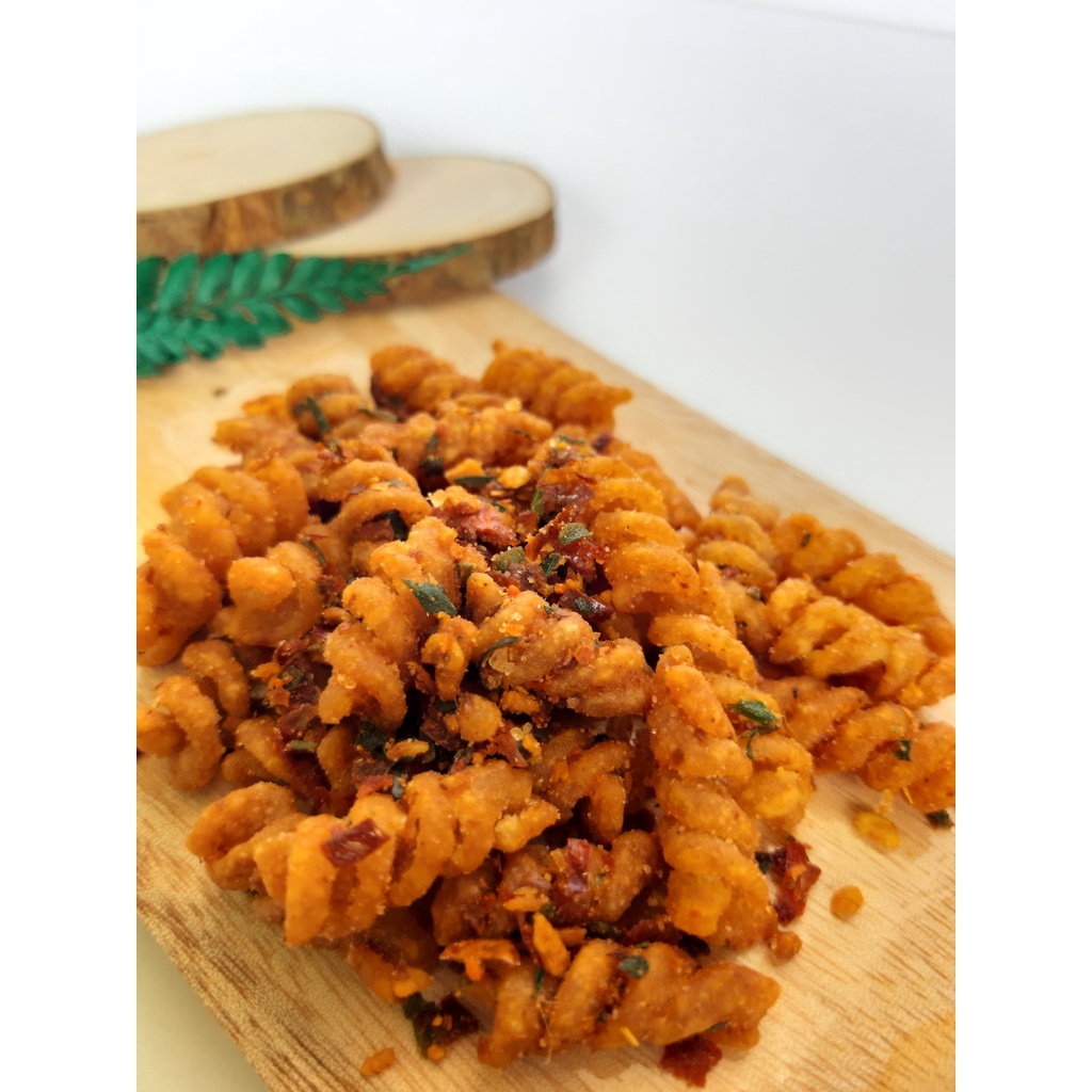 

MAKARONI SPIRAL PEDAS DAUN JERUK