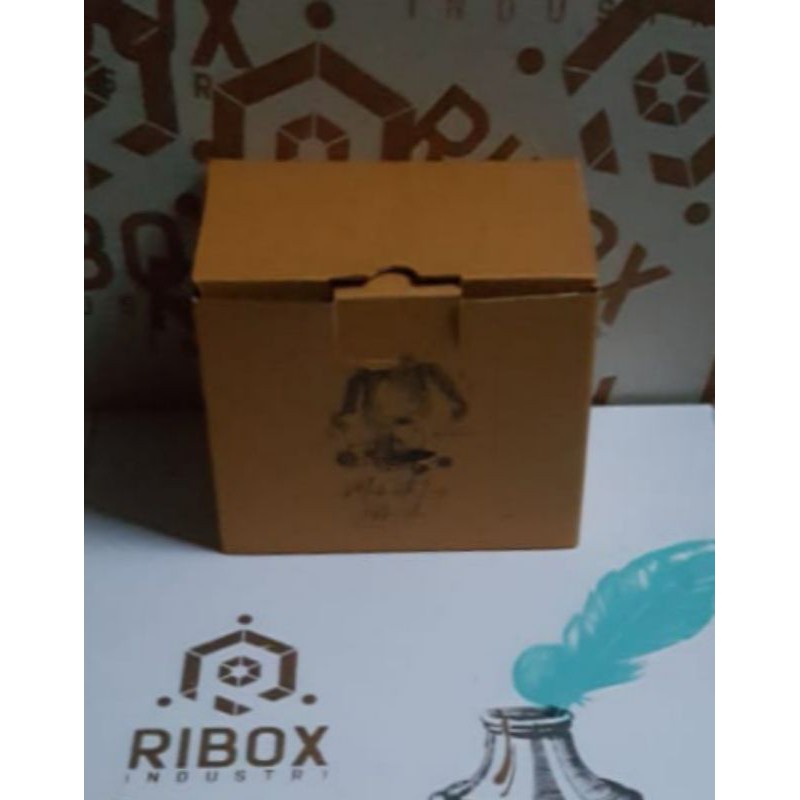 

Box aksesoris / Gelas uk. 8,5x8,5x8,5