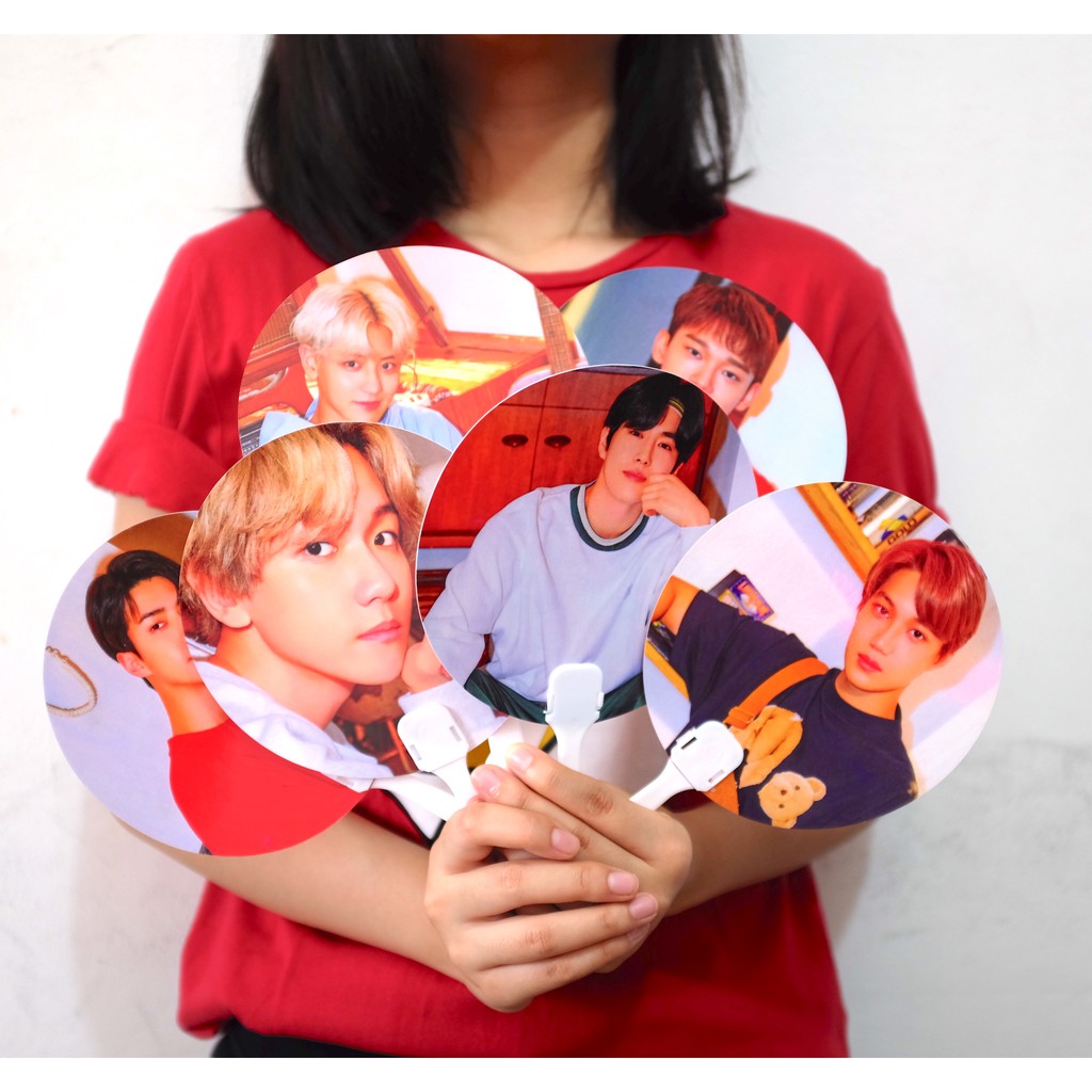 [ON SALE] KIPAS EXO EXPLORATION in Jakarta Goodies (Kipas Tangan Fan KPOP)