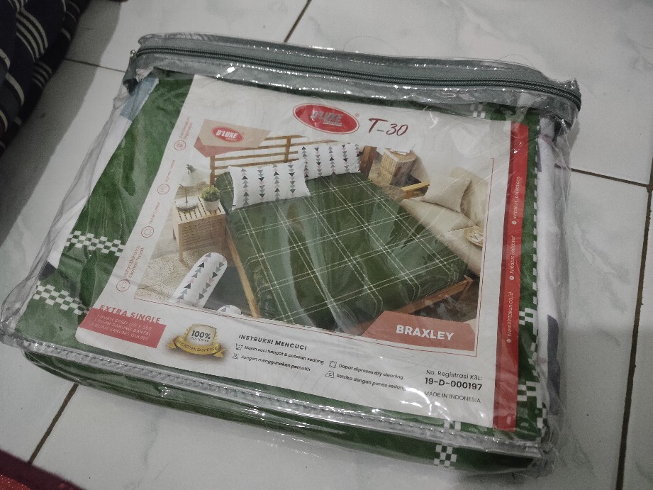 Kintakun Sprei Dluxe Single Size New Spring Edition Versi Ii Uk. 120x200 Tinggi 30 Cm