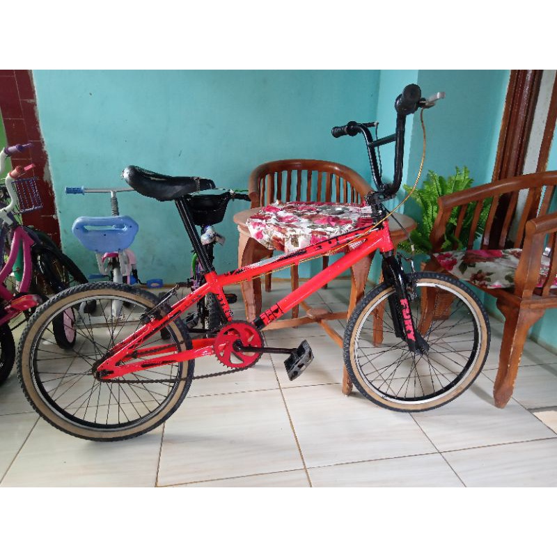 Bmx genio fury 20 inch Sepeda anak laki bekas