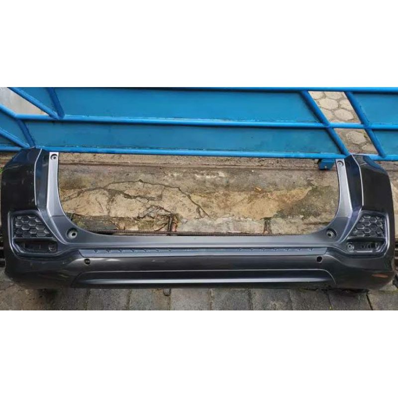 bumper belakang mobilio e