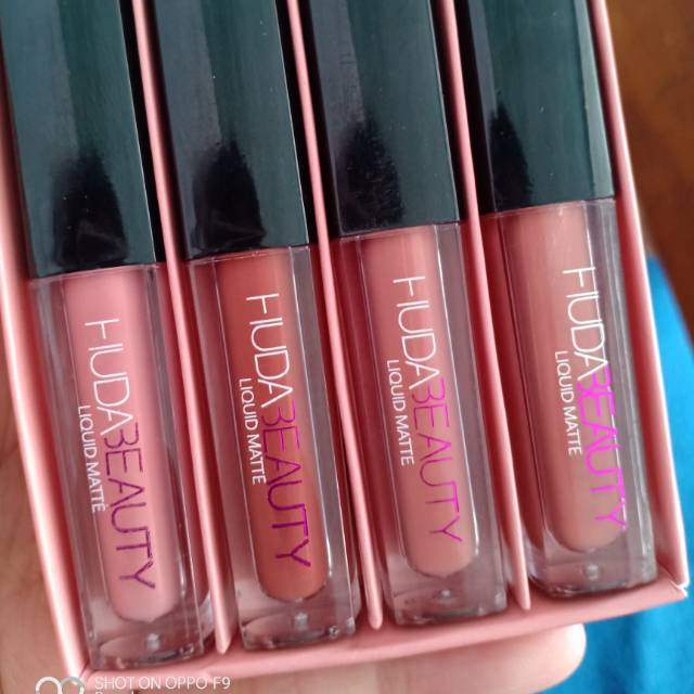 LIP MATTE HUDA BEAUTY NUDE SERIES