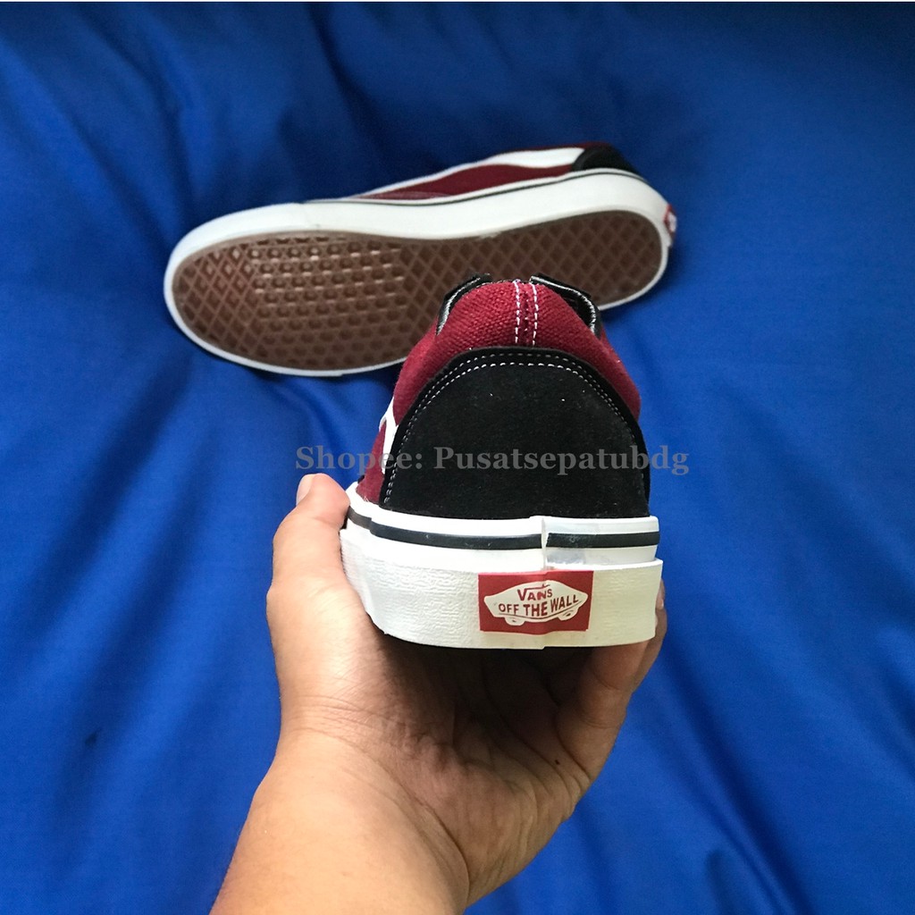 VANS OLDSKOOL BLACK MAROON WHITE WAFFLE DT