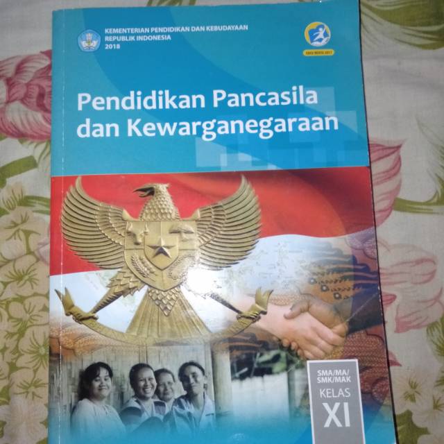 BUKU BEKAS PKN KELAS 11