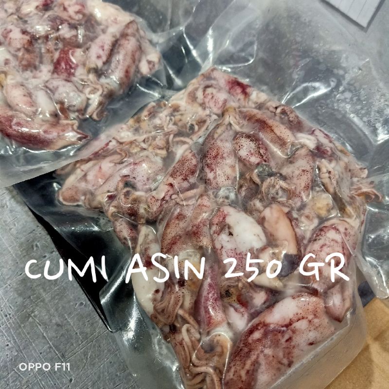 

Cumi Asin 250 GR