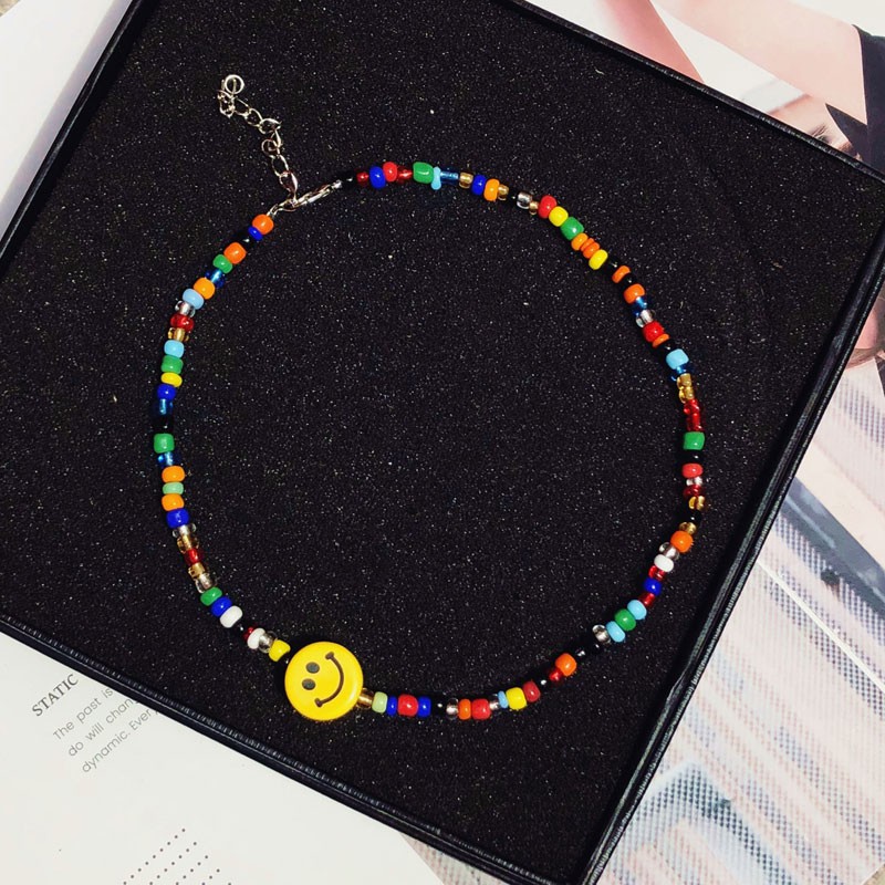 BLACKPINK Lisa Kalung Manik-manik Keramik Warna Warni untuk Wanita