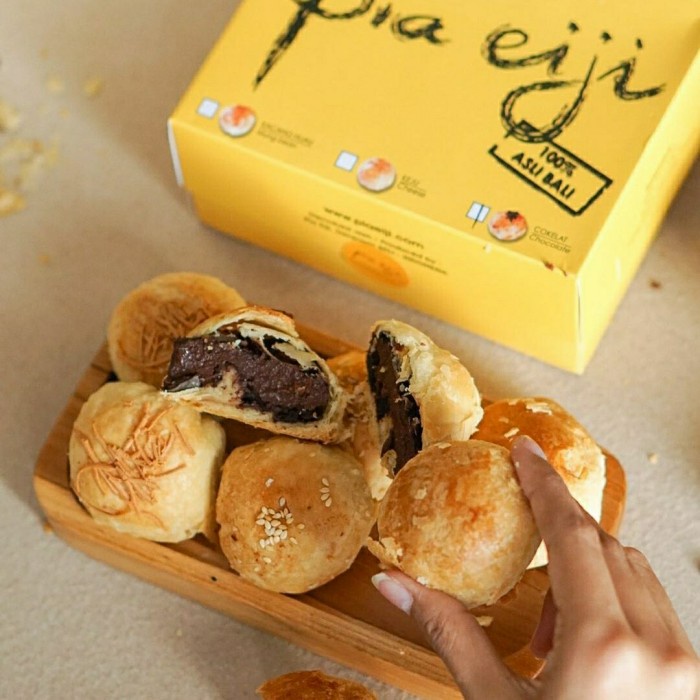

KERING-KUE- PIA EIJI - KEJU -KUE-KERING.