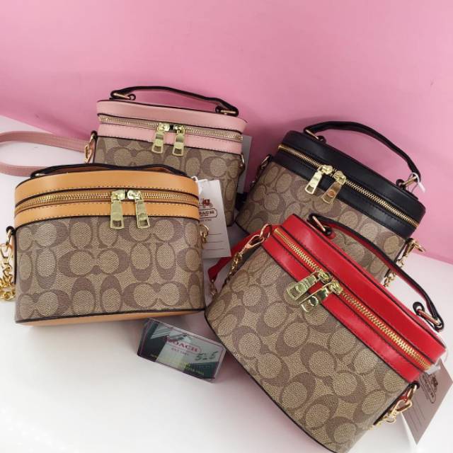 Tas Coach Trail Bag - COC2078