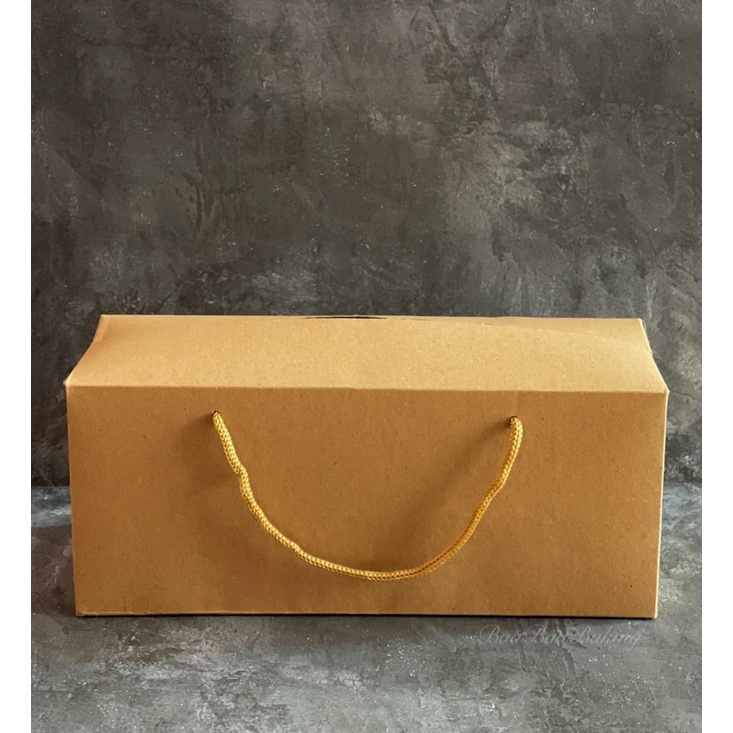 

(1pc) Paperbag kotak / Box jinjing 32x9x13 cm