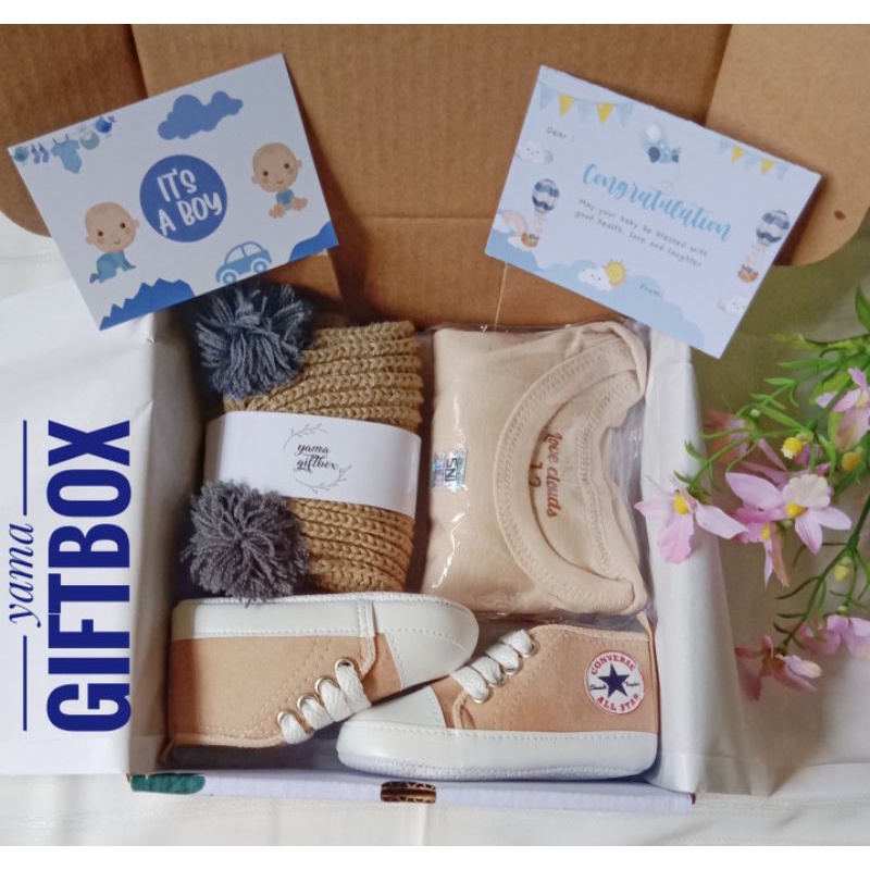 YAMA GIFTBOX HAMPERS BAYI KADO KELAHIRAN BAJU BAYI