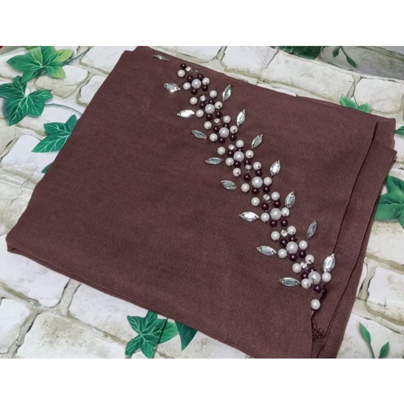 SEGIEMPAT PAYET BANDO BELLA/HIJAB BANDO MUTIARA/KERUDUNG PAYET BELLA SQUERE-Taro tua