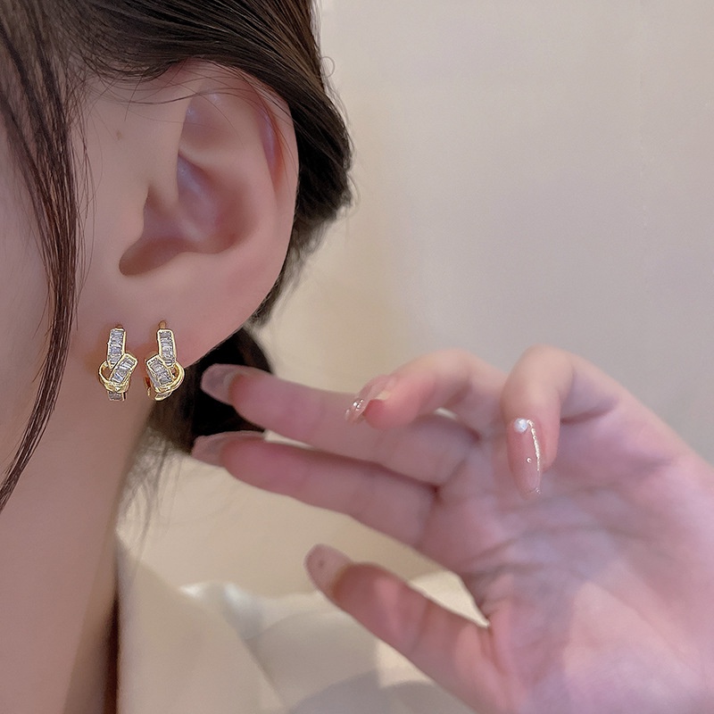 Anting Stud Bahan 925 silver needle Aksen Zircon Untuk Wanita