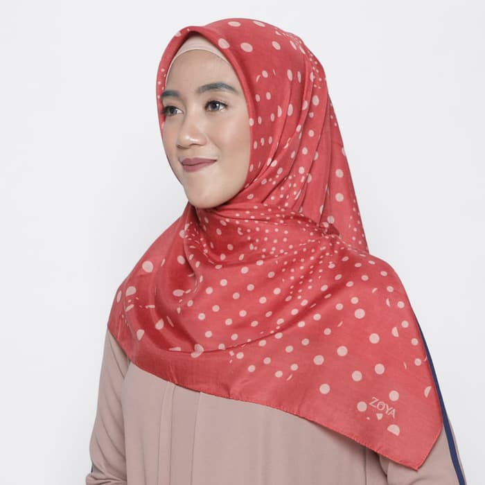 Zoya Kerudung Segi Empat Motif - Mai Terracota