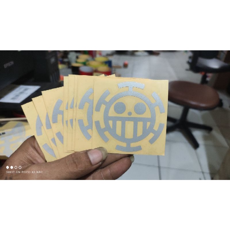 stiker cutting logo ONE PIECE stiker motor