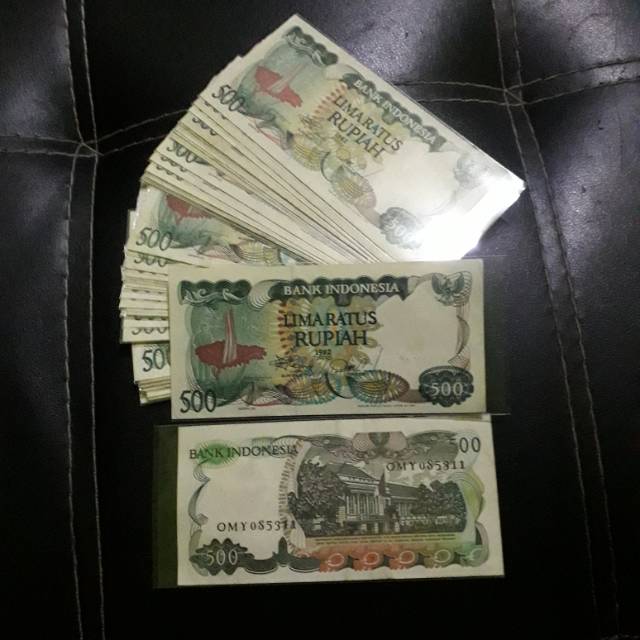 Uang kuno 500 rupiah bunga bangkai 1982