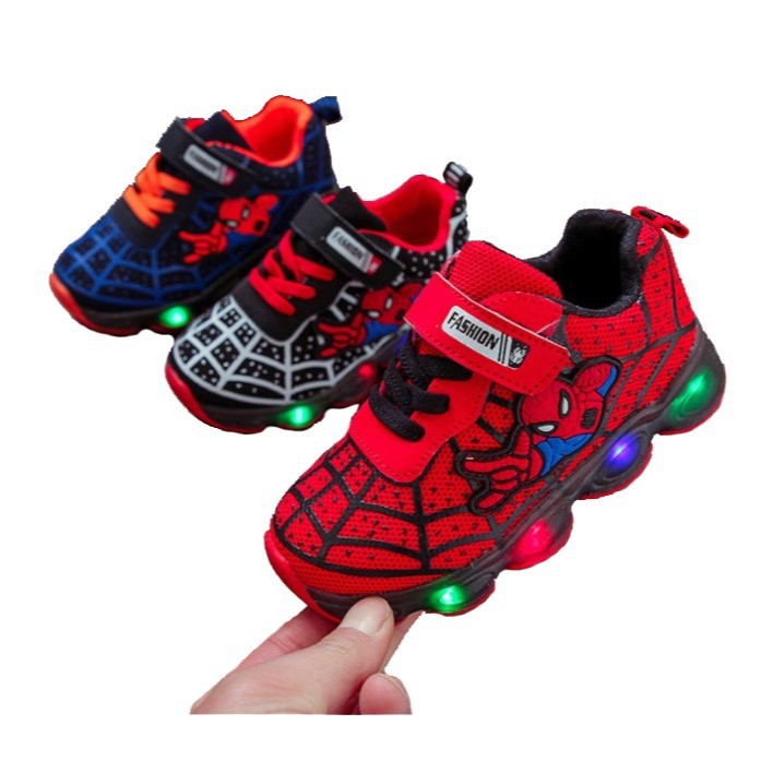 HappyOliver HERO WEB Sepatu Sneakers Anak Gambar Super Hero Dengan Lampu LED 2-8 Tahun