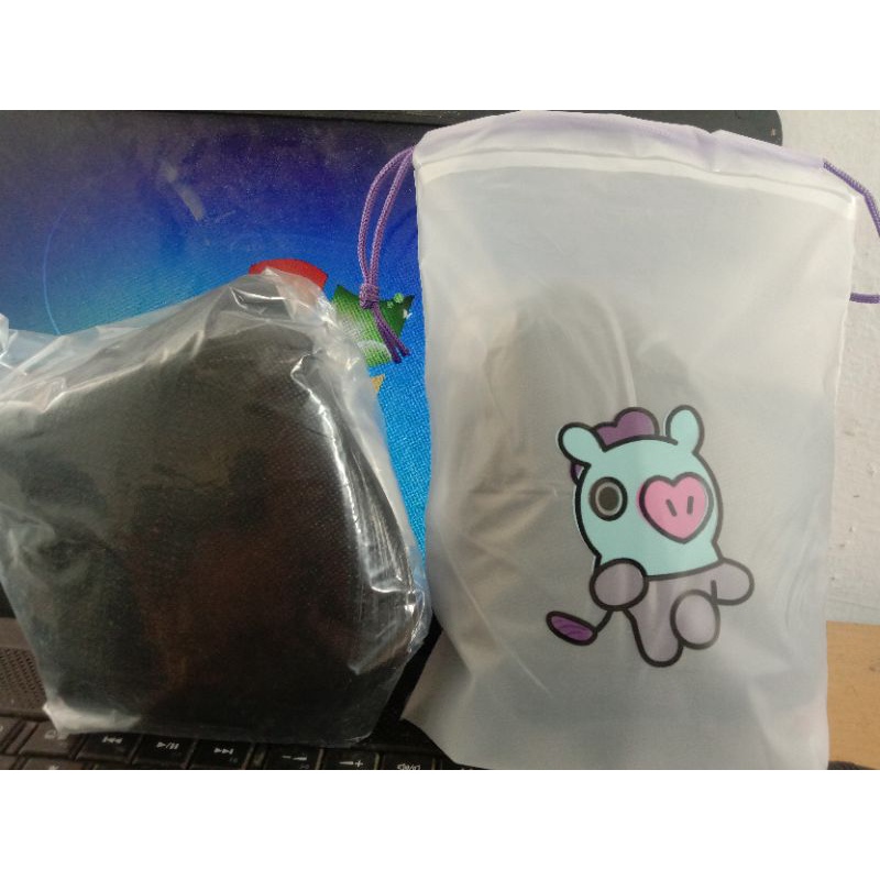 MASKER DUCKBIL HITAM DAN PUTIH ( KANTONG POUCH)