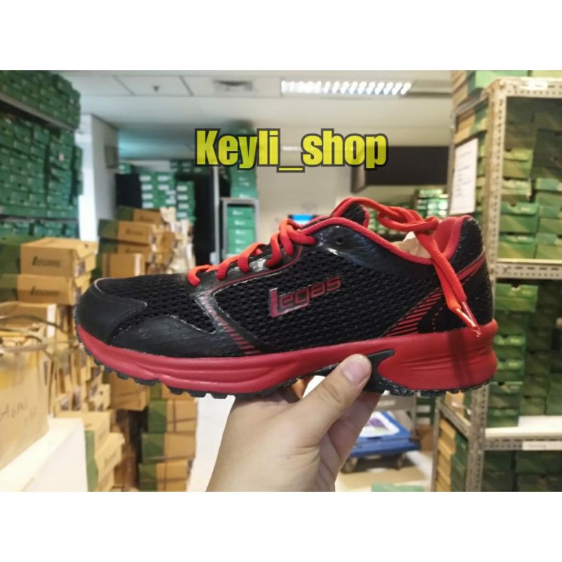 Sepatu League Legas Stanum LA M Black Running Shoes Cowo Sneakers Pria Hitam Original Murah Promo