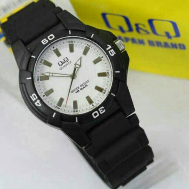 Jam Tangan Pria Sport QQ Tahan Air