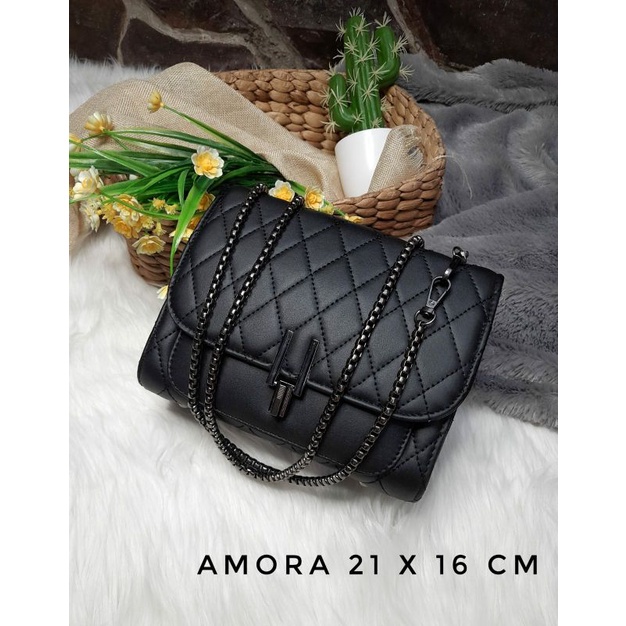 Amora Bn / slingbag