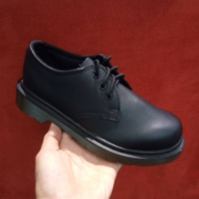 dr martens 33