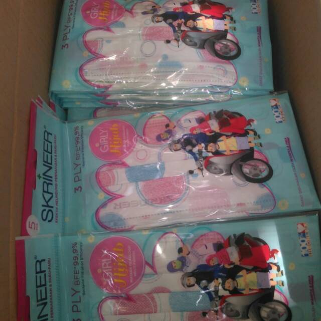 Masker skrineer hijab