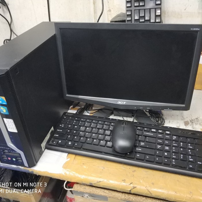 paket komputer full set core i3 3.20ghz/4gb/320gb/dvd- lcd 16&quot;wide key-mouse siap pakei