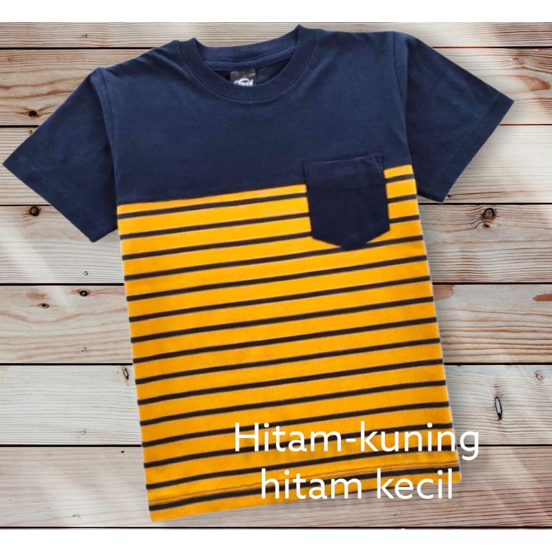 kaos kombinasi polos salur poket