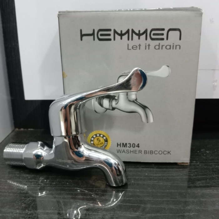 Hemmen Kran Tembok / Keran Air / Kran HM 304