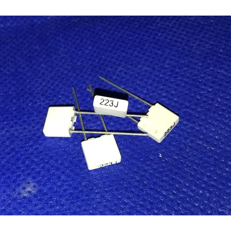 10pcs kapasitor MKM 22nf/223 63v