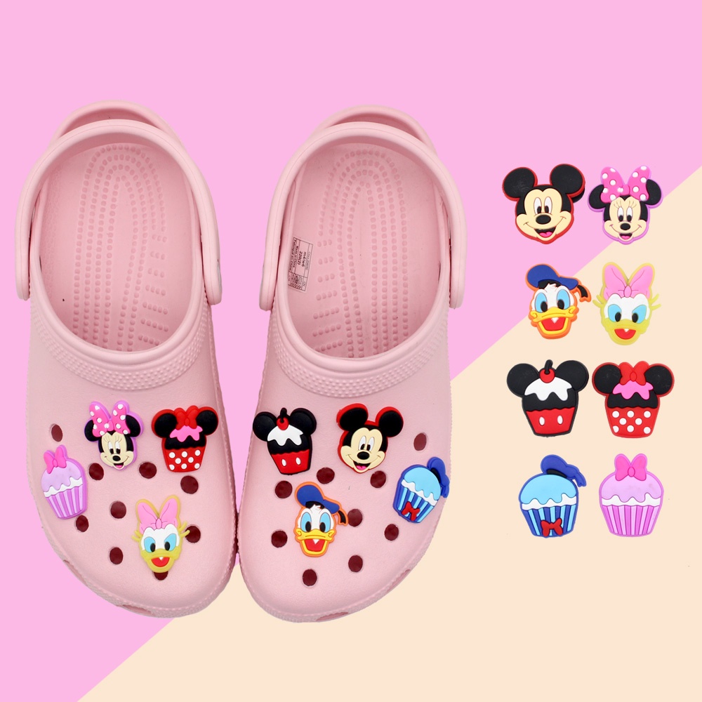 Disney Crocs Pin Tema Kartun Mickey dan Minnie Lucu decorate sandal accessories Bahan DIY Dapat Dilepas Hadiah Anak Jibbitz shoe charms