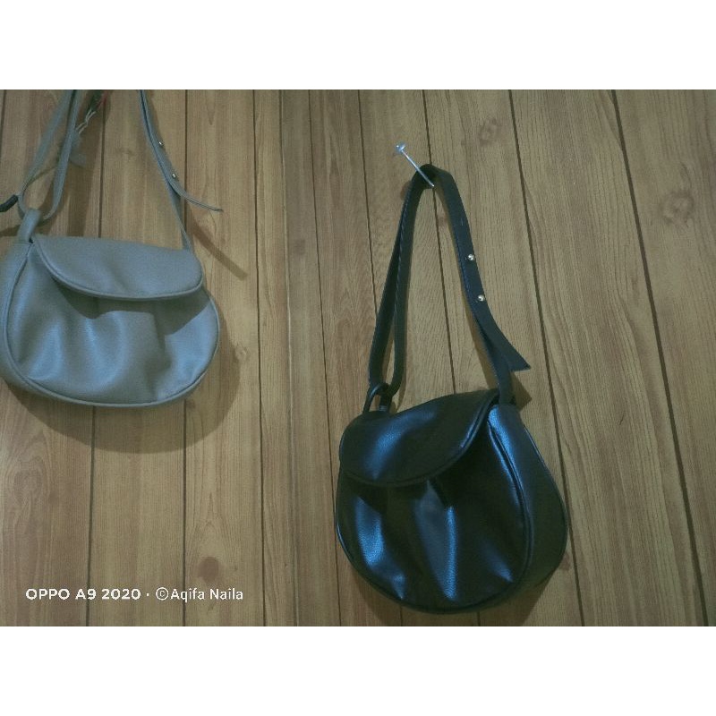 tas slempang kriut inport002