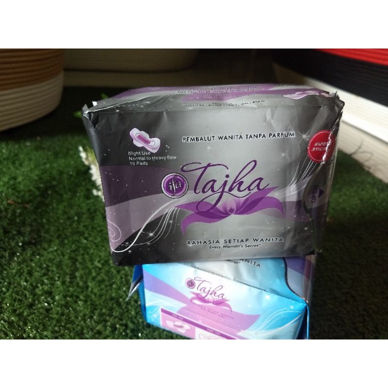 PAKET PEMBALUT WANITA HERBAL SIANG &amp; MALAM. MERK IFA TAJHA TANPA PARFUM