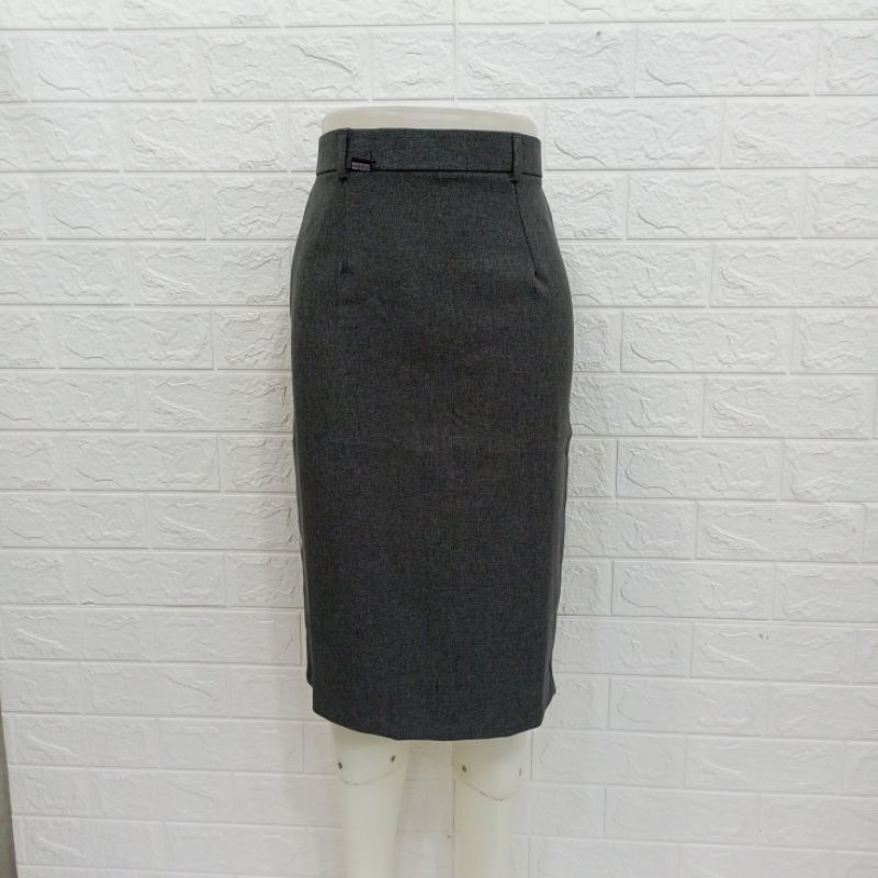Rok Hitam Span Pendek Kerja 3/4 Jumbo Warna Bahan Formal Kantor