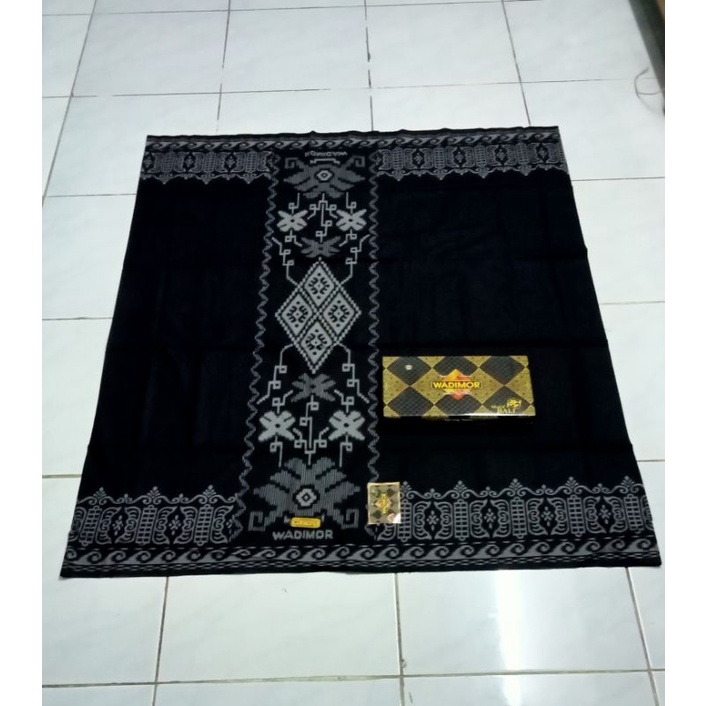Sarung wadimor Bali warna hitam sarung wadimor motif bali