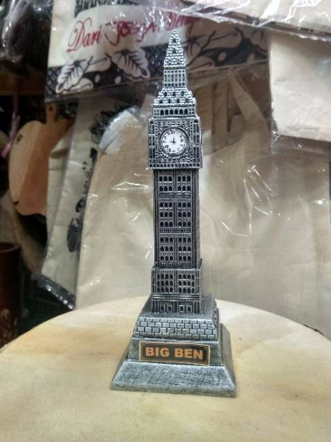 (BISA COD) MINIATUR TUGU MENARA JAM ELISABETH INGGRIS DARI FIBERGLASS - SOUVENIR DAN PAJANGAN CANTIK