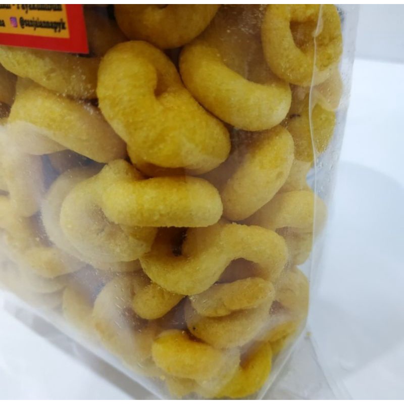 

keripik singkong kuning gurih 250gr