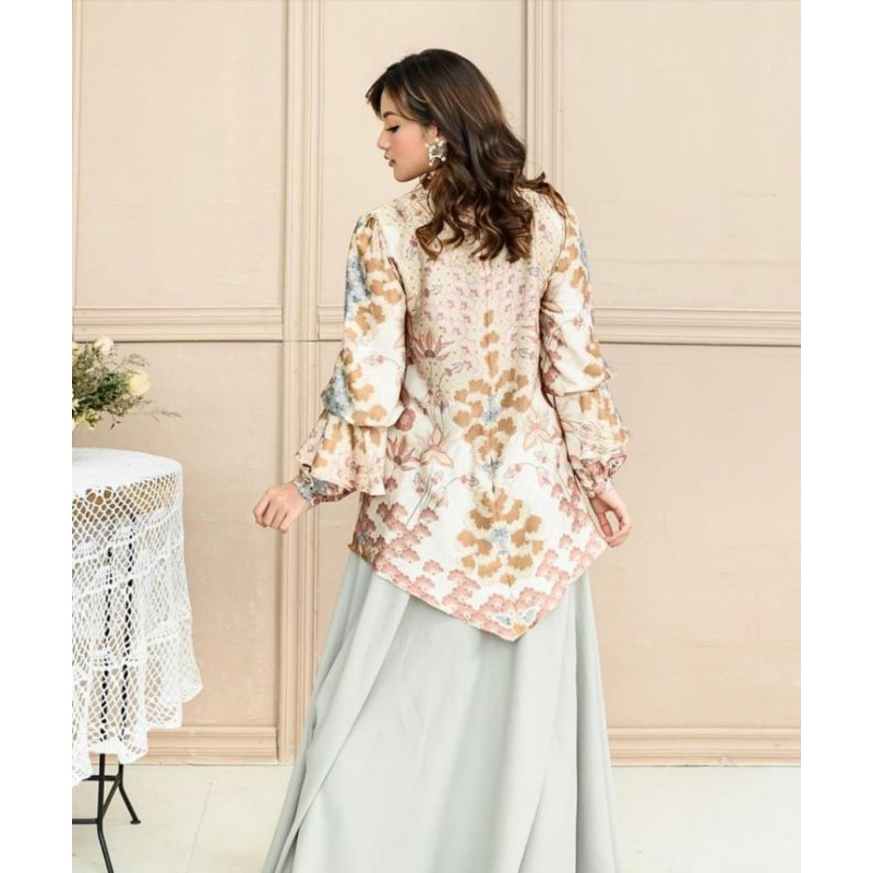 Emily blouse garden rose XXL WearingKlamby 385k