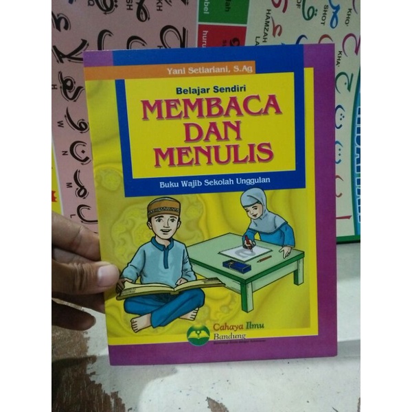 Mebaca dan menulis