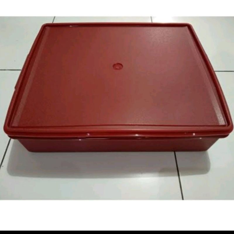 Double crisper Tupperware