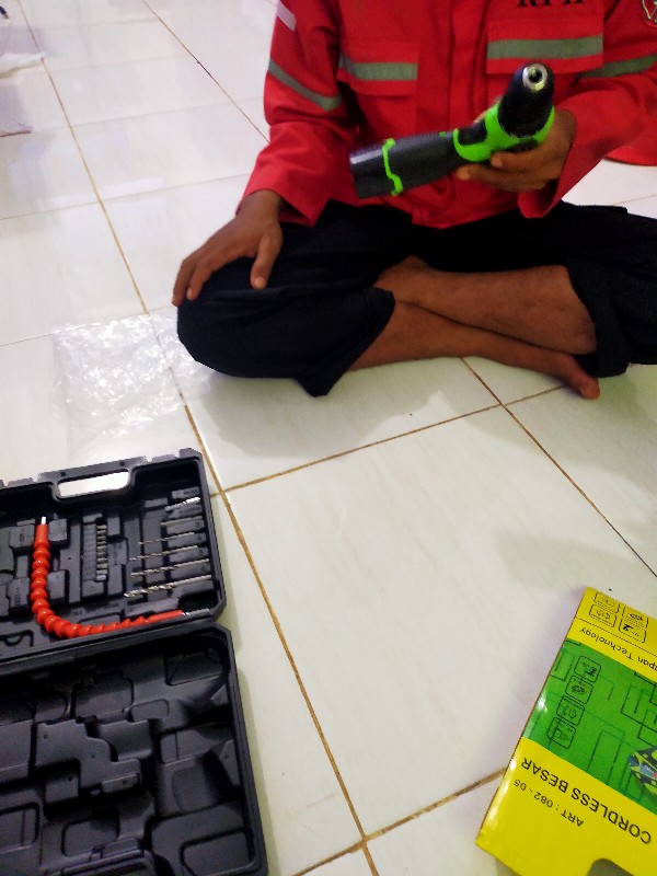 Obeng Bor Tangan Elektrik Charger Cordless Screwdriver Nankai
