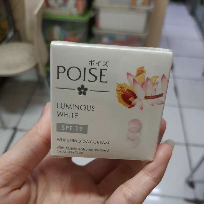 POISE LUMINOUS WHITE SPF 19 DAY CREAM