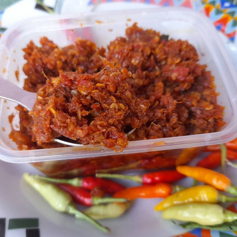

sambel cabai lombok (inak raeda)