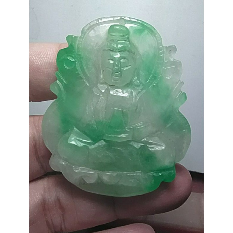 Liontin Jadeite Jade Ukir Kwan Im