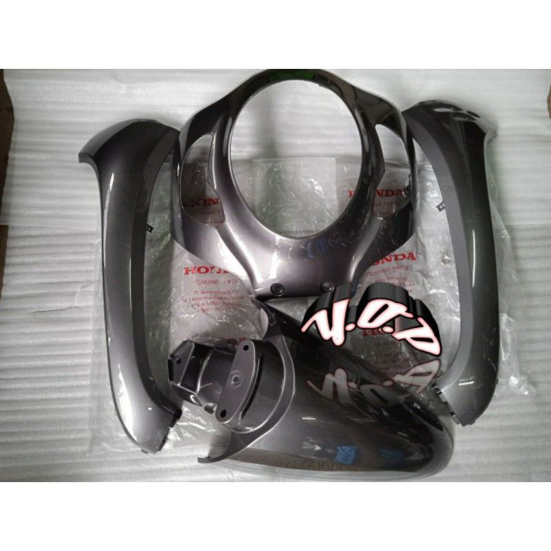 Paketan cover body depan scoopy new prestige tahun 2021 grey abu abu original