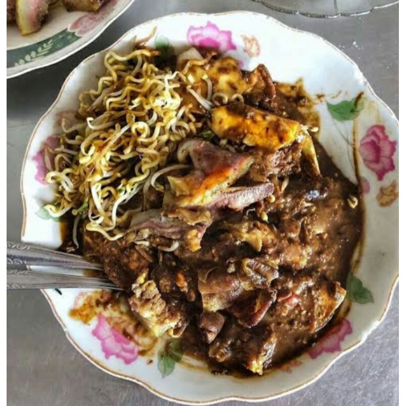 

rujak petis kikil level