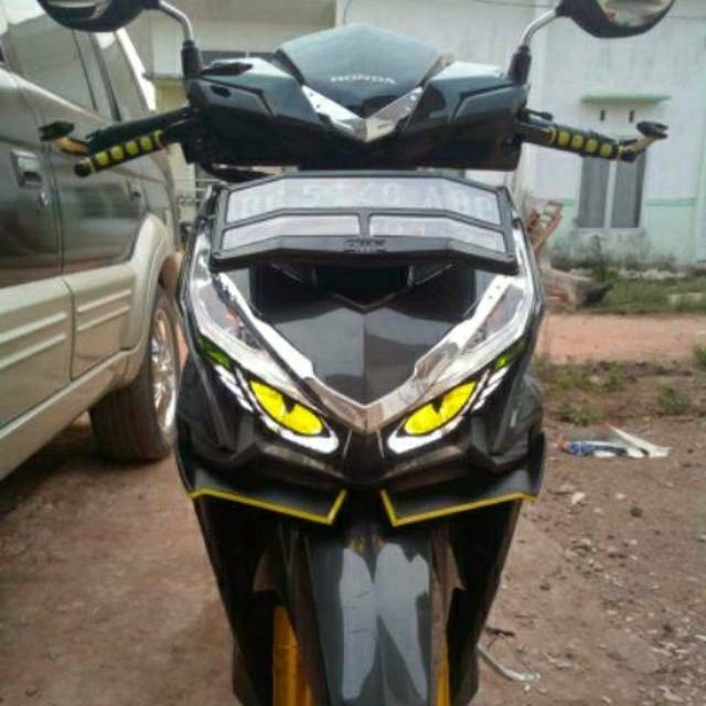 STIKER MATA LAMPU VARIO 125, 150 LED TANPA ALIS