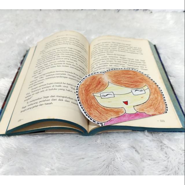 

6 PCS EMBATAS BUKU KARAKTER LUCU/ BOOKMARK
